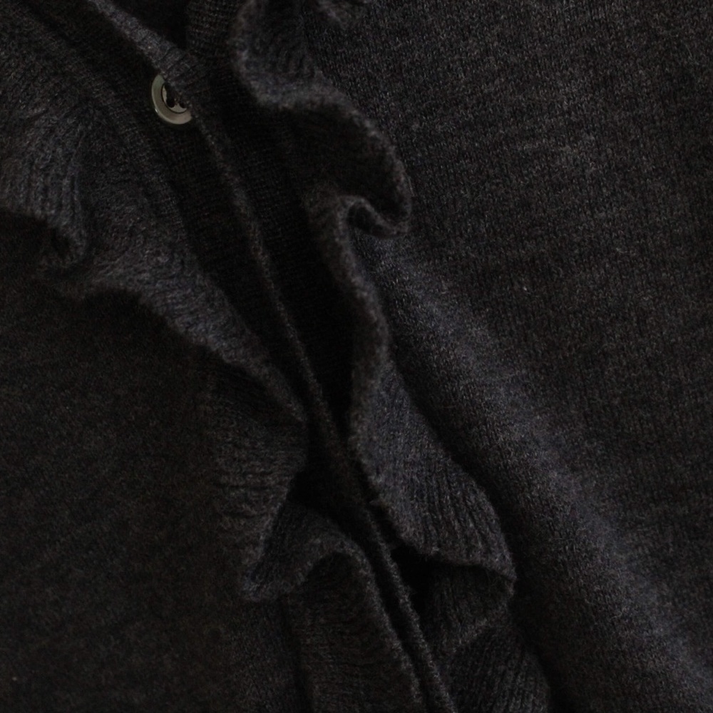 🎈J Crew Ruffled Cardigan - Picture 3 of 5